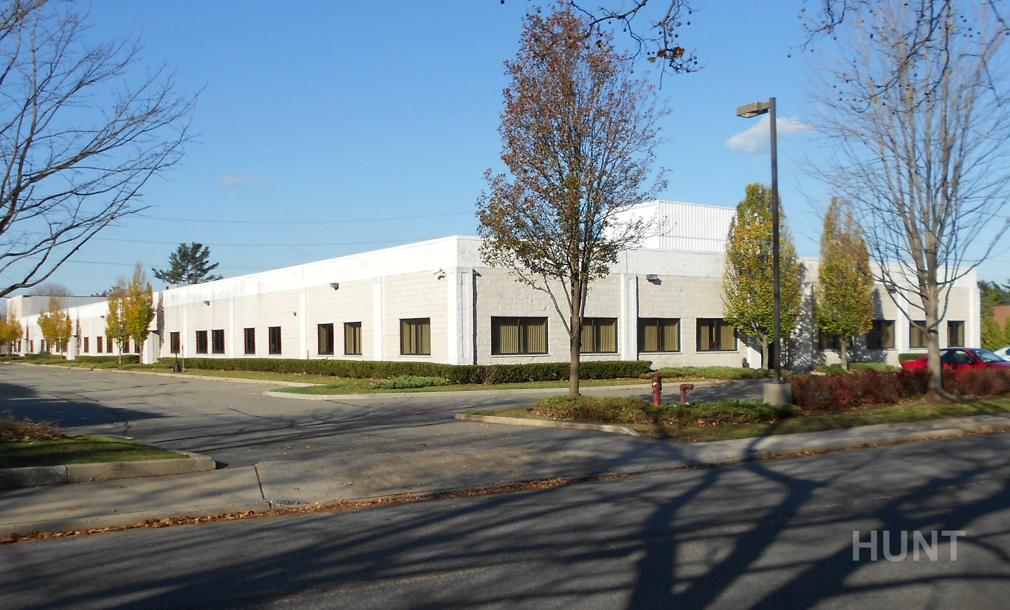 United Auto Supply Leases 13,000 Square Feet in Hicksville, NY